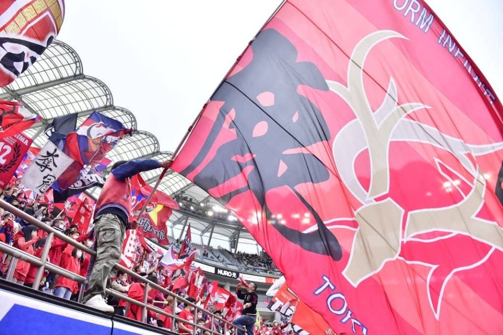 9年振りJ1優勝した鹿島アントラーズ伝説のスカジャン デザインが神すぎる｣J1鹿島の“誇りを纏う”特製スカジャンが大人気！ 即