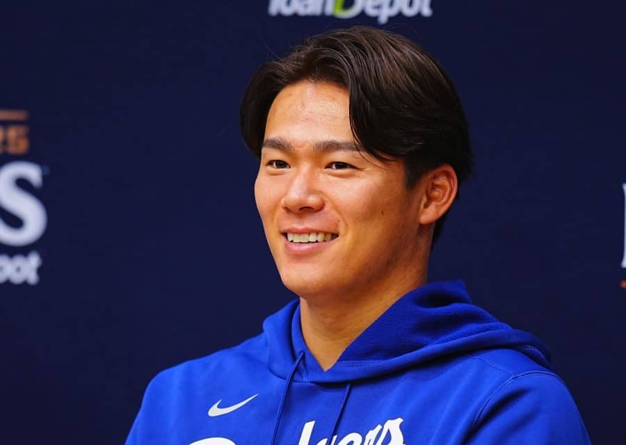 12球団全選手カラー名鑑 2017 山本由伸ルーキーイヤー 12球団全選手カラー名鑑 2017 山本由伸ルーキーイヤー│tabi-station.co.jp