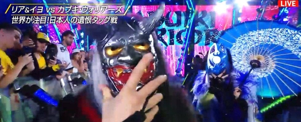  “カブキ”の日本人女子タッグレスラー、“般若”と“狐面”の華やか衣装にファン興奮「ビジュ最高」「伝説のペイント女王」