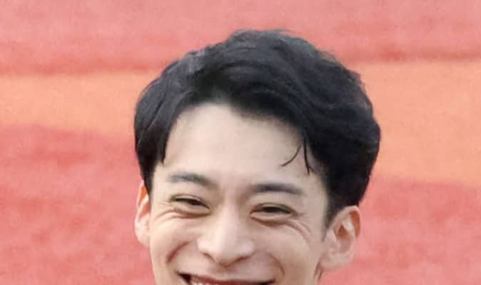 昨春引退した競泳五輪メダリスト入江陵介さんが現在の職業説明「今何をしてるのと聞かれるので」