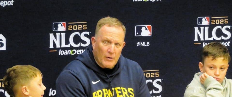 ブルワーズ監督、山本由伸の投球に脱帽「本当に見事だった」　“魔球”スプリットは「直球と同じ軌道から落ちる」