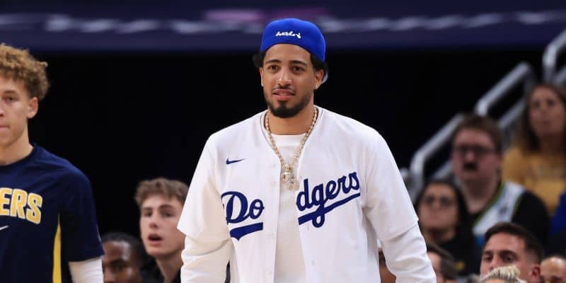 ハリバートンが大谷翔平のユニフォームを着て登場…陰には地元MLBチームとの確執？