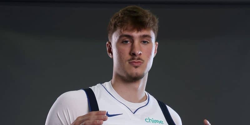 NBA、ユニフォームのパッチ導入を発表…ルーキーやアワード受賞者の着用後カードへ