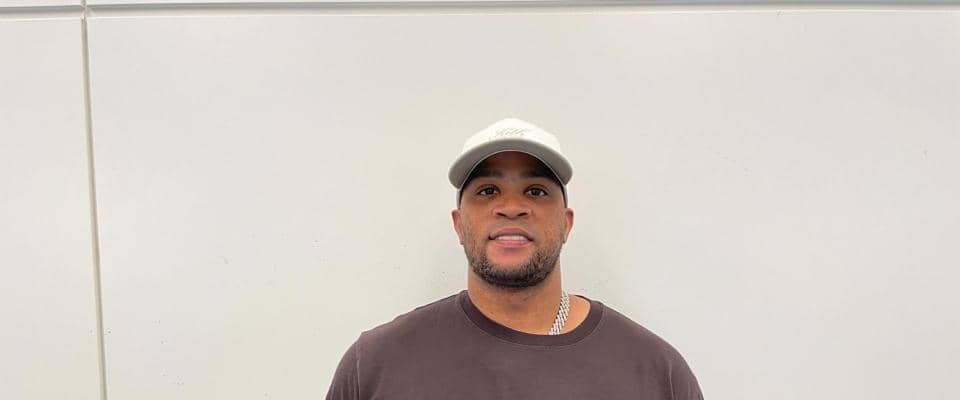 ＤｅＮＡ・ビシエド　復帰絶望で無念の帰国　左ハム肉離れで離脱、ＣＳ出場叶わず「遠くから応援しています」