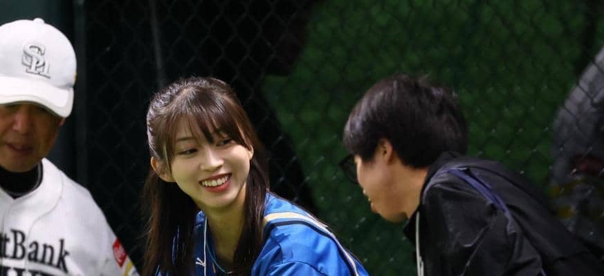 「行動力ハンパない」人気アイドルが福岡入り報告　強烈なシャツ姿で「まいにちいっぱい応援するから」に「やはり現地でしたか」「可愛すぎる♥」