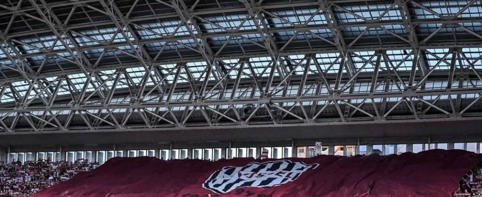 直筆｢負けないおき｣パワーで無敗継続!? J1神戸が3連覇への大一番で乃木坂46“勝利の女神”とのコラボフード＆グッズ販売！｢いっぱい食べていっぱい買うぞぉー！｣