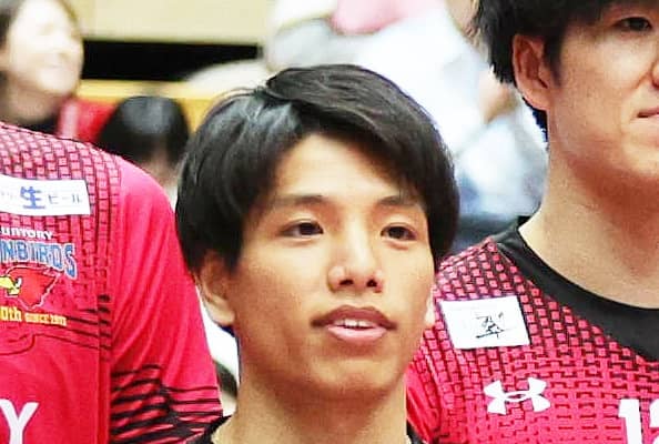 【バレー】「輝かしい95年組」「豪華」サントリー喜入祥充「チーム95」ショットにファン歓喜