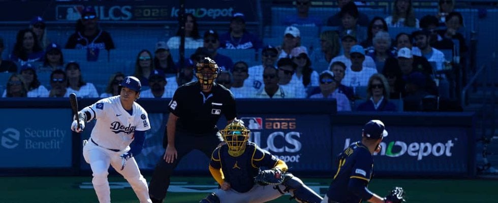 球場騒然！大谷翔平が「ヤバすぎる」まさかの“変態打ち”→“神バットコントロール”で爆速三塁打「ピッチャー可哀想」「イチローかよw」