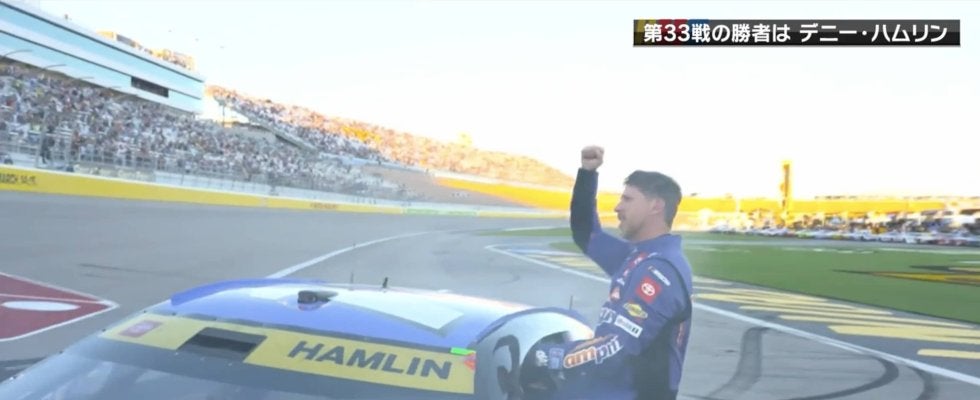 悪役レーサーの「目にも涙」 “歓喜のバーンナウト”で異変「いつもは憎まれ口を叩くけど…」ブーイングが歓声に変わった感動光景