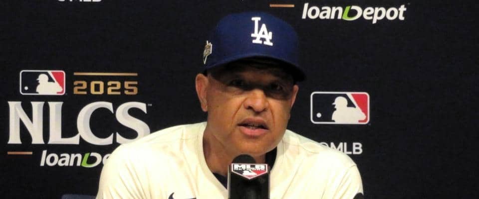 「翔平が苦しんでいるが…」３連勝後の監督会見で米メディアがまさかの第１問　ロバーツ監督「私はどんな時も彼に賭けている」