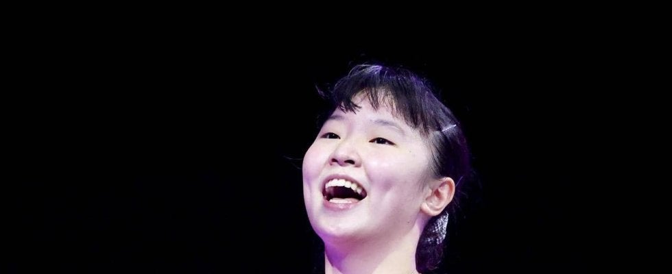 【卓球】張本美和が「旅のお供」を紹介「最高にかわいい！必ず持って行くもの」