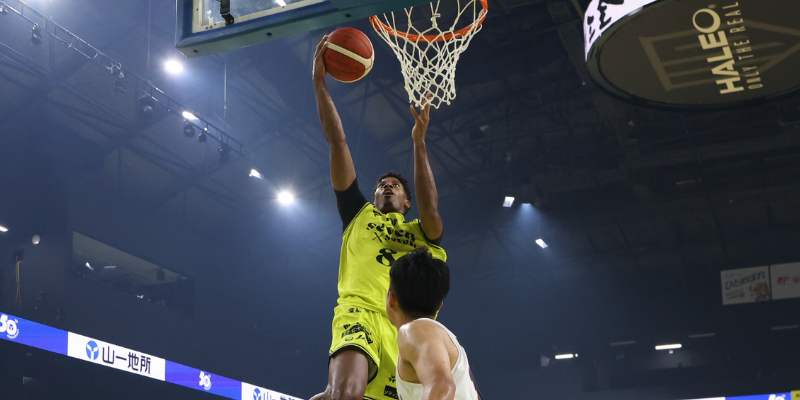 仙台が三遠の追い上げを振り切り4勝目…ジャレット・カルバーが19得点