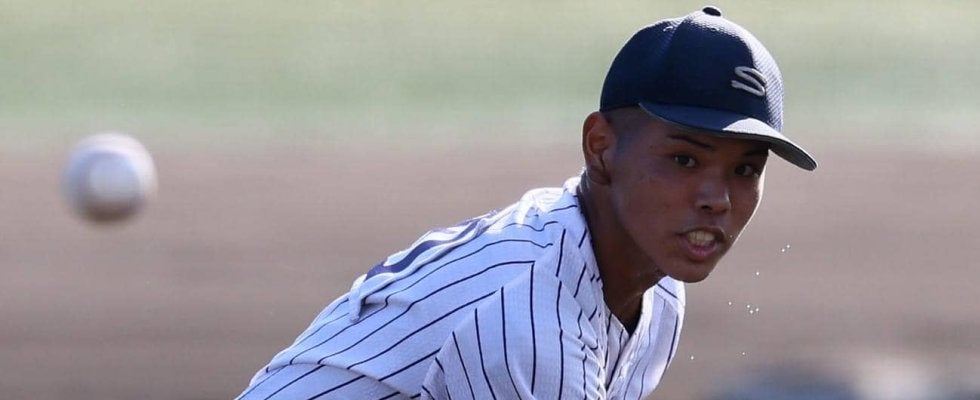 滋賀学園２年連続で初戦突破「コツコツやる子」伴田蒼生が粘りの２失点完投／近畿大会