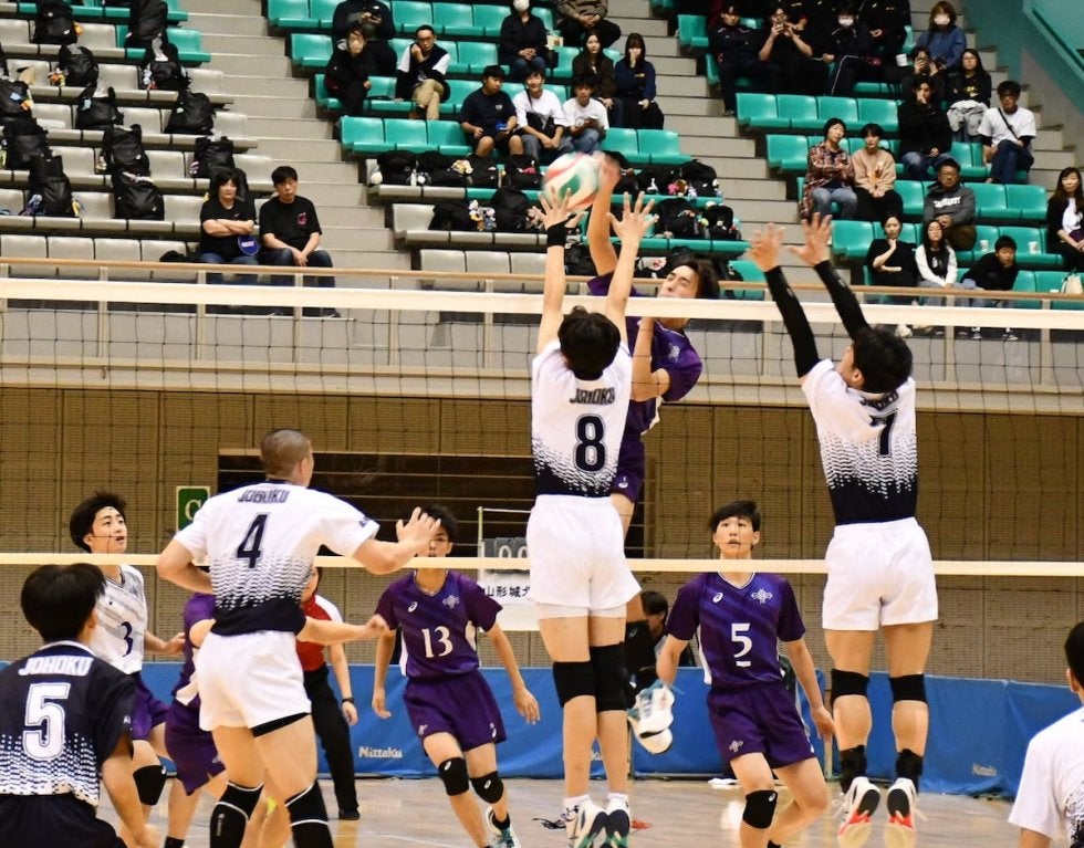 男子は山形中央が22度目、女子は米沢中央が15度目の全国大会切符 春高