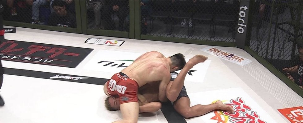 「足おかしくないですか？」“不自然”な角度に… 衝撃光景に神龍誠も驚き 実況アナも困惑