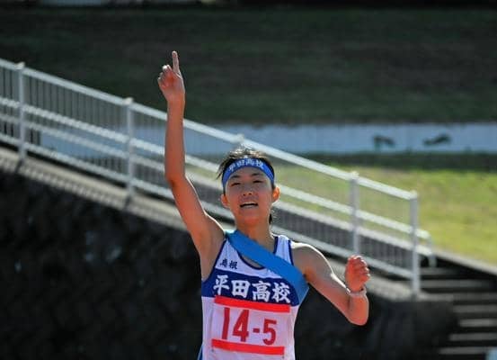 男女とも平田が優勝、来月の全国大会へ　島根県高校駅伝