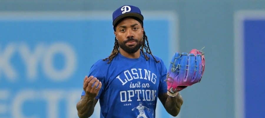 ド軍、世界一貢献の28歳が退団　即ライバル球団が獲得…WSでは“アピールプレー”が話題