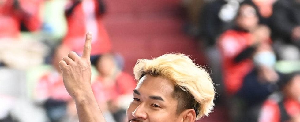 【ラグビー】山中亮平の37歳ギャルピースに妻「蛙化やわー」12・13浦安の開幕戦をアピール