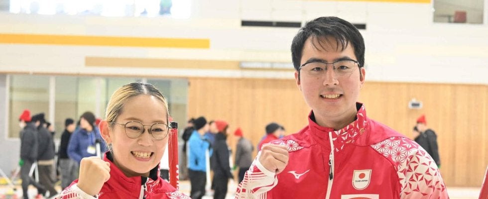 【カーリング】混合ダブルスの小穴桃里、青木豪組が公開練習　五輪最終予選へ「つかみ取りたい」