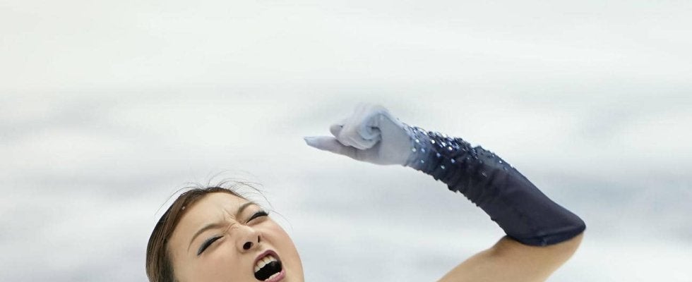 【フィギュア】全３本のジャンプ成功！坂本花織がSP首位発進　今季自己ベスト更新／NHK杯