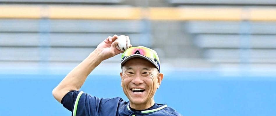 ヤクルト・池山監督独占インタビュー　チームまとめるのは笑顔と元気　理想は打ち勝つだけど…守りの野球で村上の穴埋める