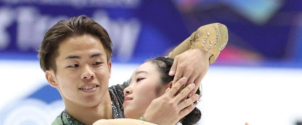 「ゆなすみ」が初の２００点超えで歓喜のハグ　長岡由奈、森口澄士組がフリー自己ベスト１３０・５９点