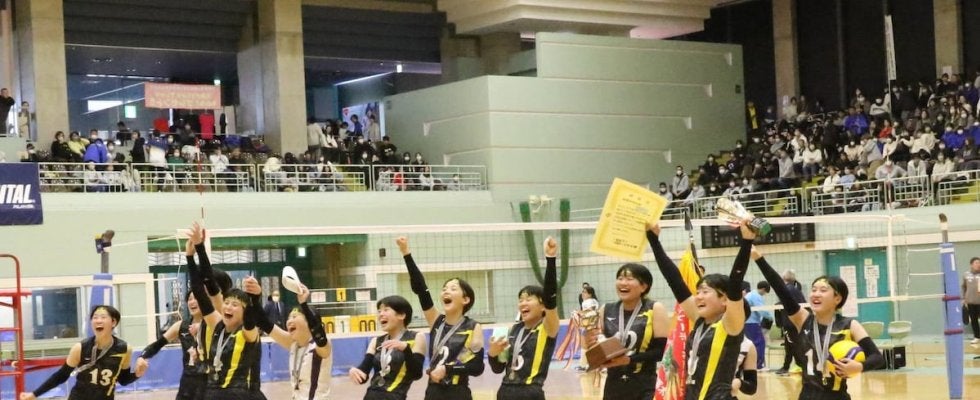 春高バレー栃木大会、男子は足利大付45度目、女子は国学院栃木が圧倒し39度目の優勝