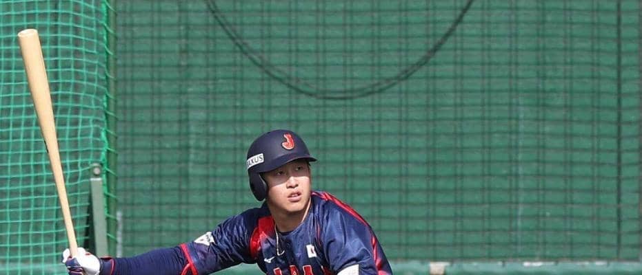 小園　侍遊撃へマルチで猛アピール  井端監督も高評価「初見でコンタクト率が高い、期待」