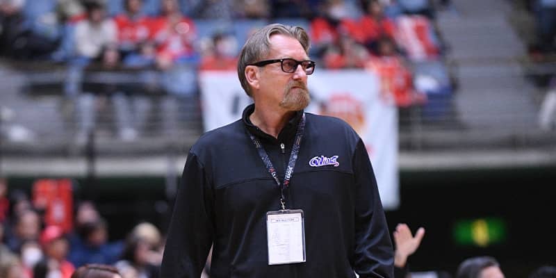 「試合中は目も合わせず」…BTテーブスHC、古巣・富士通との初陣に苦杯も巻き返しへ決意