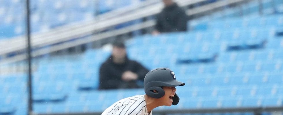 【高校野球】帝京が15年ぶりの甲子園出場を確実に　３回に一挙８得点奪取し関東第一を撃破