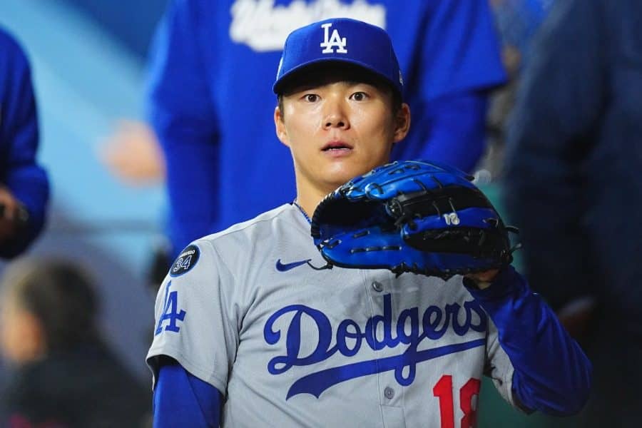 首元にキラリ…山本由伸が身につけた“3桁万円” SNSで話題、米宝石店が