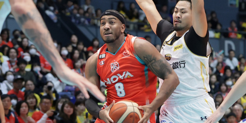 第4Qだけで34得点の広島が宇都宮に大勝…クリストファー・スミスが35得点の活躍