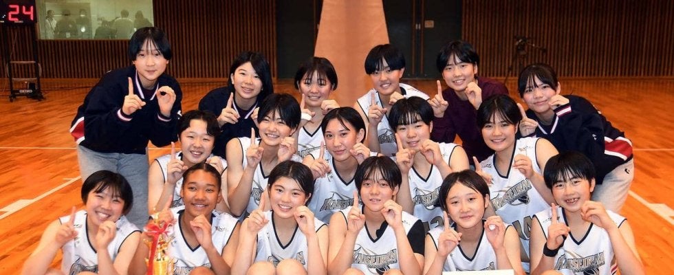 【高校バスケ】浜松開誠館が女子V10！前川桃花主将「重圧あった」負傷者続出も全国切符／静岡