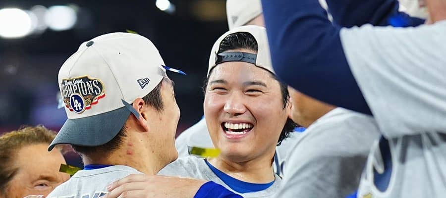 山本由伸が“絶叫”…ニヤつく大谷翔平　ド軍女性カメラマンが激写した瞬間「最高の写真」