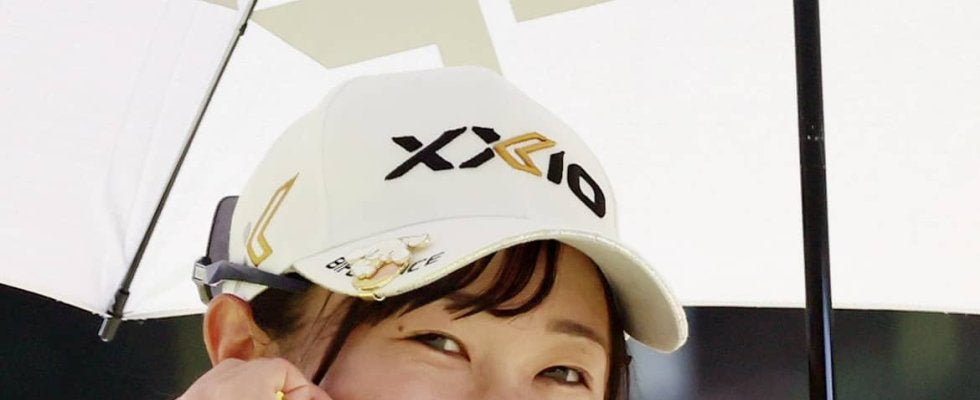 前髪命系女子の菅沼菜々が自撮りで３日間の前髪を披露　「前髪とスコアは比例しません」と報告