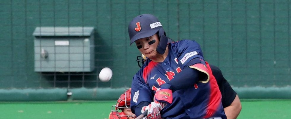 【侍ジャパン】ピッチクロックあるのに…５回終了時点で２時間超　両軍２ケタ安打の大乱戦