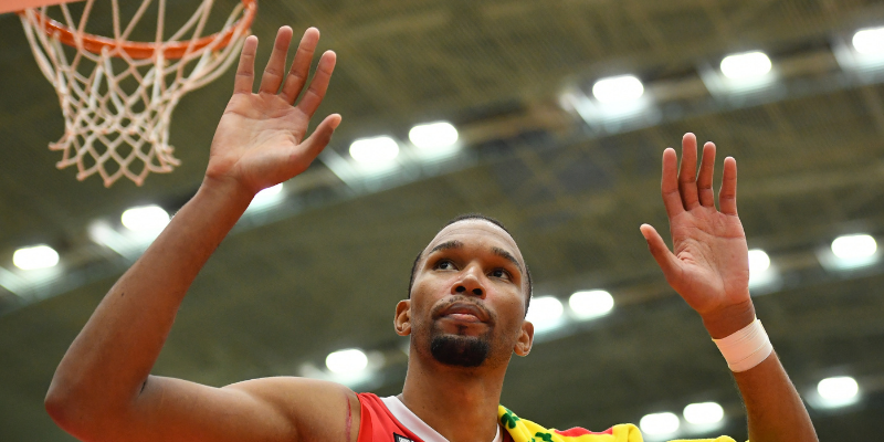 富山のヤニス・モランが肉離れで離脱…今季12.2得点のビッグマン、全治3～6週間と診断