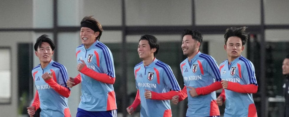 【日本代表】ガーナ戦へ９人で始動　新ジャージー　Ｗ杯公式球など「本番感」強まる