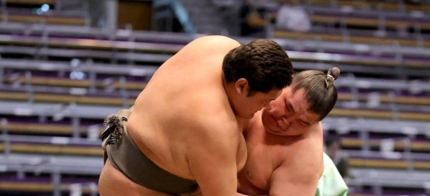 “史上最強の新弟子”旭富士が初土俵で白星、先代旭富士「上を目指せる。部屋で一番強い」