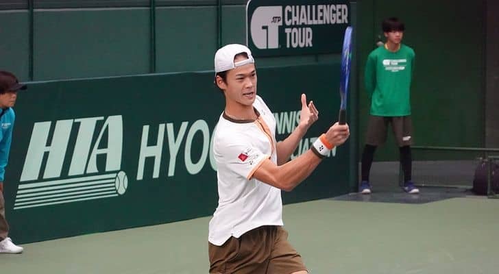 坂本怜 2時間半の熱戦制して4大会ぶりの白星。日本でのプレーがモチベーション「きついときにファイトする理由になる」[兵庫ノアチャレンジャー]