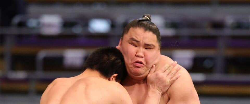 旭富士が前相撲で連勝デビュー【大相撲九州場所】
