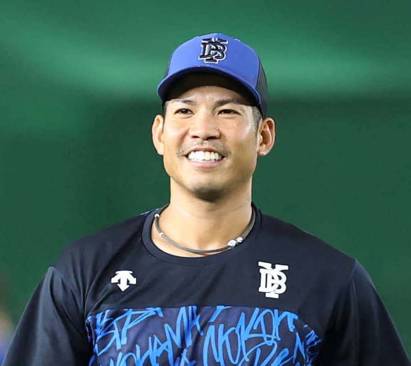 伊藤光と桑原将志がFA権行使