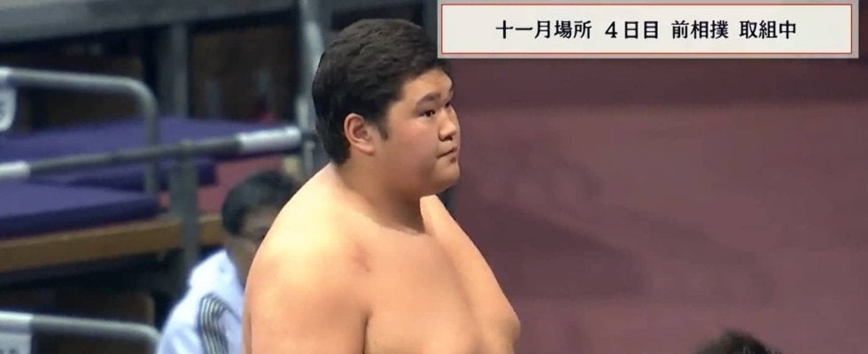 すごいカラダ…前相撲で「もう仕上がってる」衝撃光景 角界“最長身”力士に「強すぎるよ」驚きの声