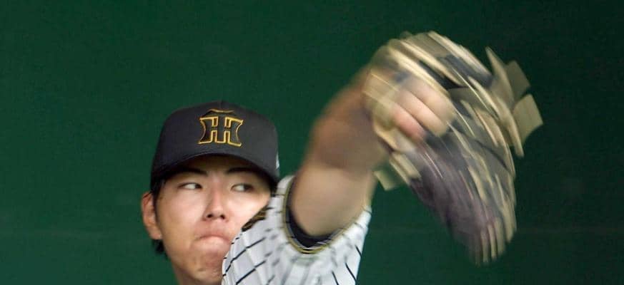 阪神・工藤　ブルペンで熱投３００球　藤川監督が密着指導「自然に体が反応し始めるフォームに」