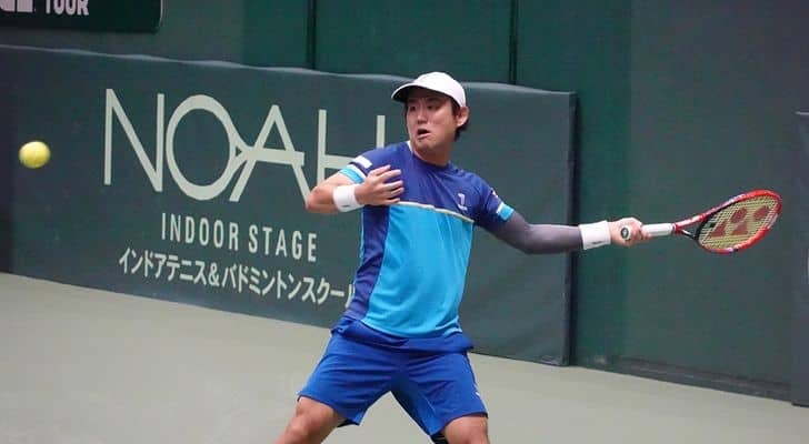 西岡良仁 左肩の負傷で2回戦を前に棄権。「今週だけでも持ってほしい」願いかなわず[兵庫ノアチャレンジャー]