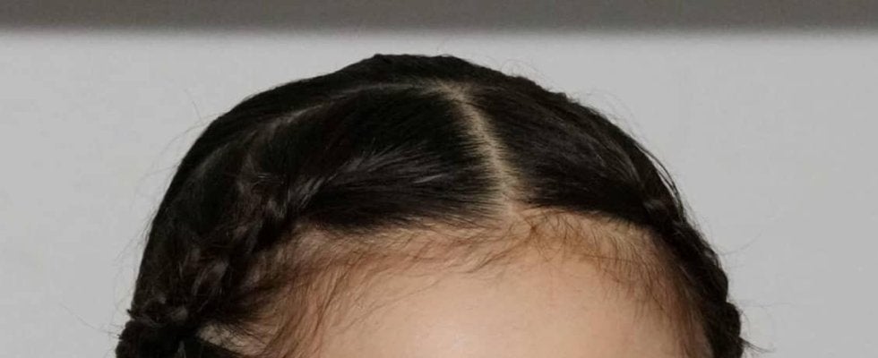 【フィギュア】島田麻央が制服姿でスピーチ「たくさんの方に支えられたと実感」服部真二賞授賞式