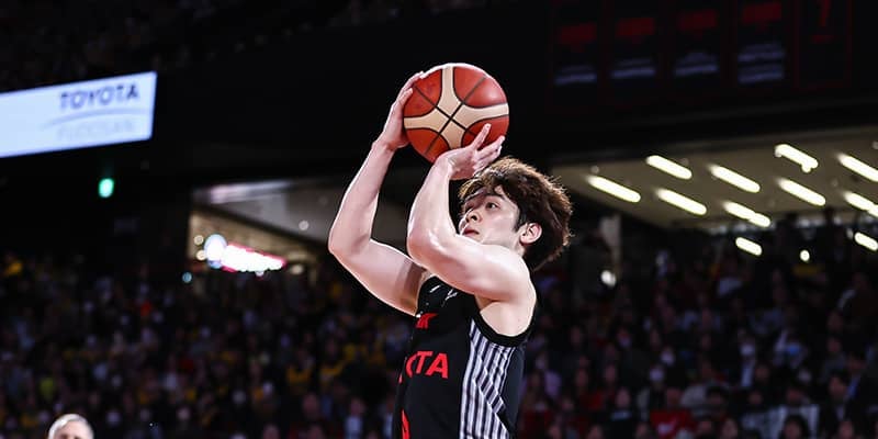 新戦力として浸透する中村浩陸…強度の高いディフェンスと勝負所の3ポイントで存在感アップ