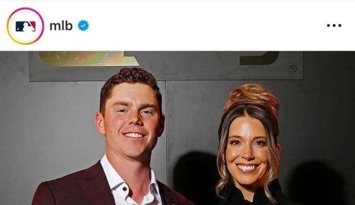 ＭＬＢ公式が大リーガーと妻たち投稿「アワードでのデートナイト」　９組の夫婦登場「女優みたい」「美しい」と反響