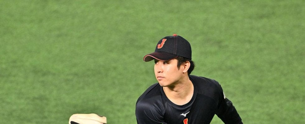 【侍ジャパン】出場辞退の種市篤暉、前日練習に参加「ピッチクロックとピッチコムの話を聞きに」