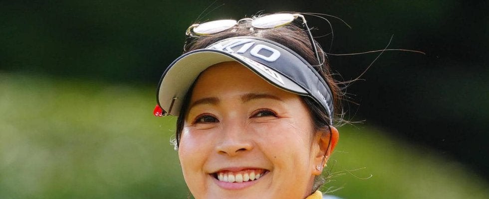 青木瀬令奈「ほんっとうにおめでとう」日本女子オープンＶ、こっちゃんと“祝勝会”開催